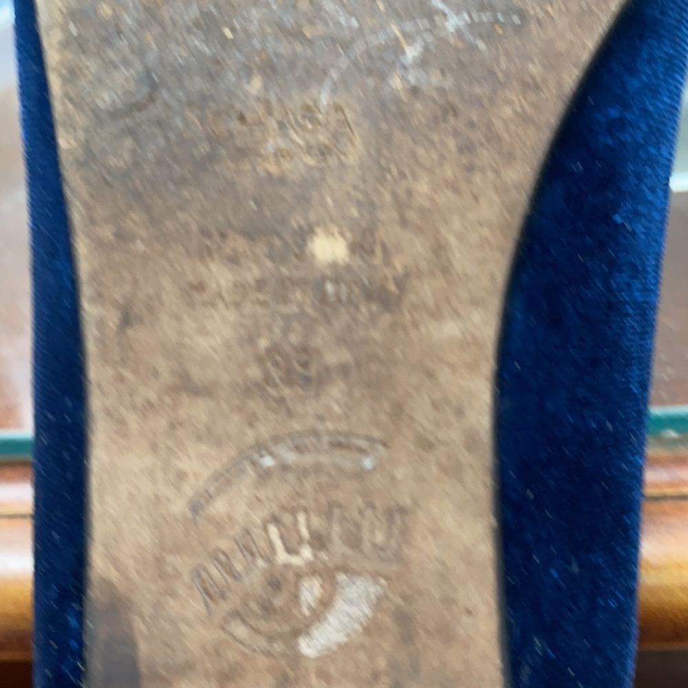 Chiara FERRAGNI blue velvet Designer shoe. - Picture 7 of 8